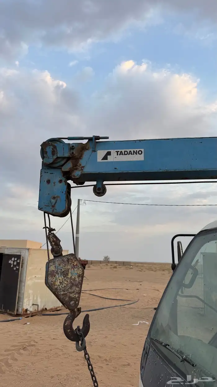 شد سطحة للبيع مع كرين 2.5 طن 5