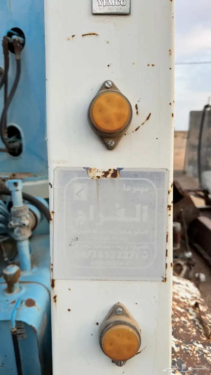 شد سطحة للبيع مع كرين 2.5 طن 7