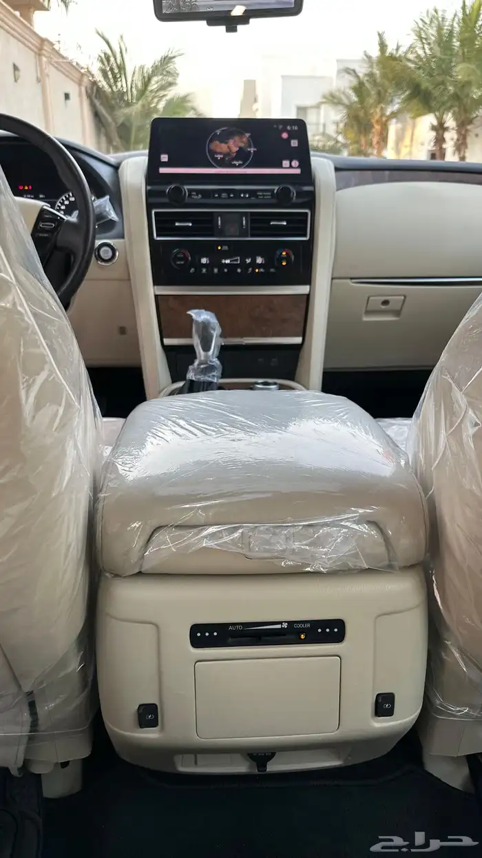 للبيع نيسان باترول بلاتنيوم 2024 11