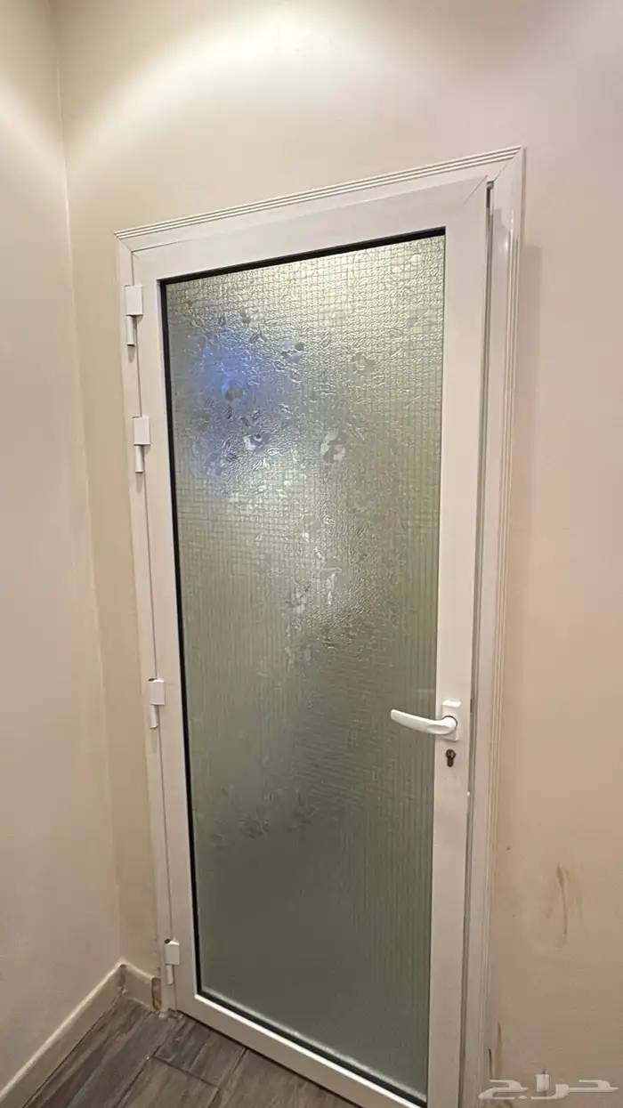أبواب ألمنيوم نظيف 0