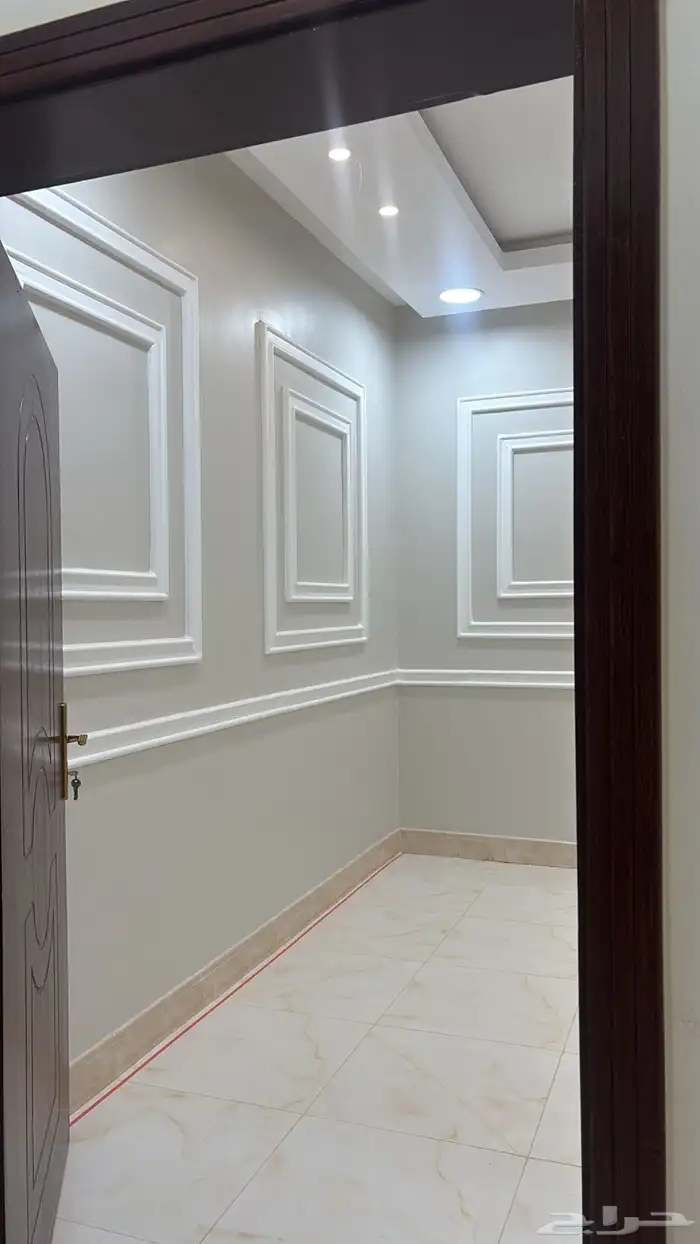 للإيجار   ملحق جديد وفاخر بحي الفلاح 3