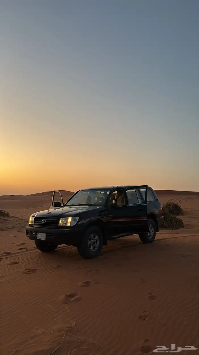 جيب جكسار2000 اسود 4