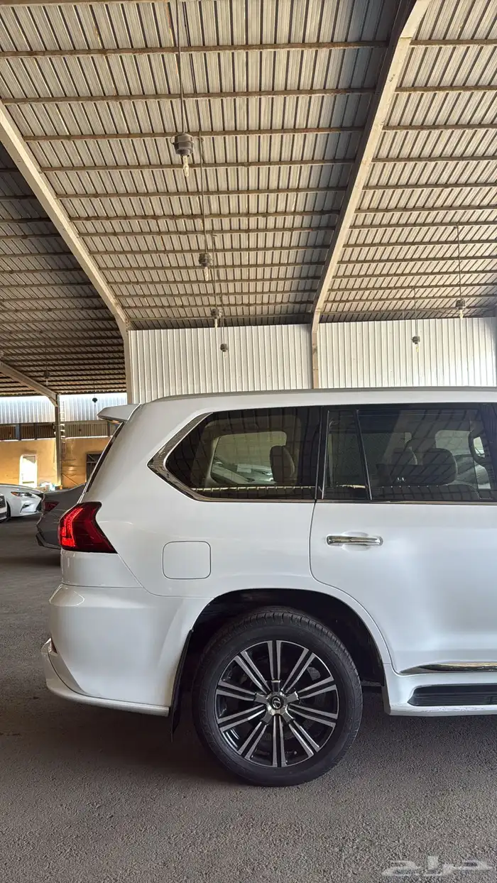 جيب لكزس 2021 سبورت LX570 DD 31