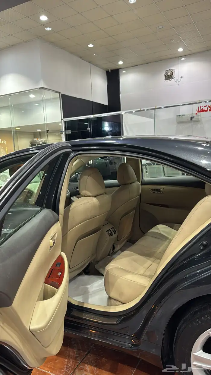 للبيع لكزس Es350 خليجي 8