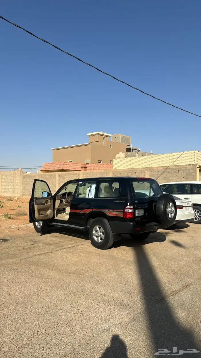 جيب جكسار2000 اسود 3