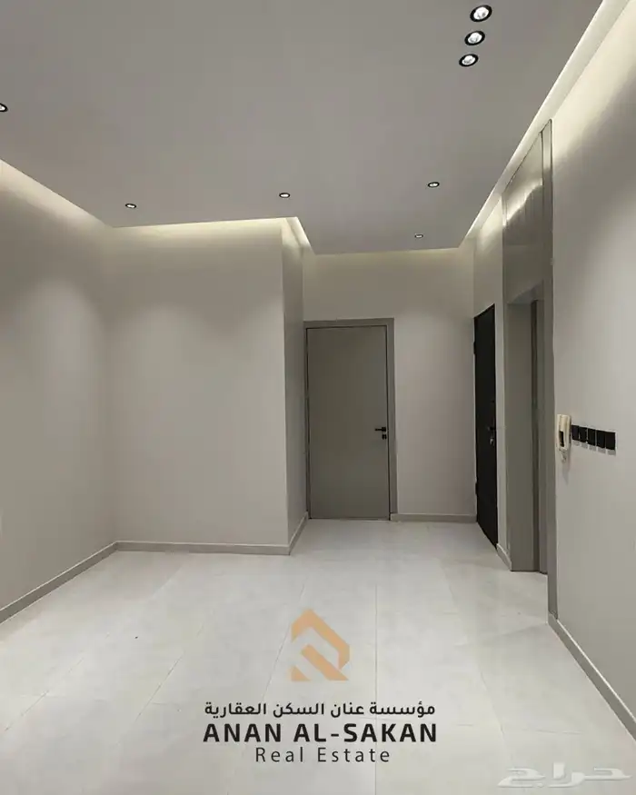 للبيع دور أول في حي البيان شرق الرياض 12