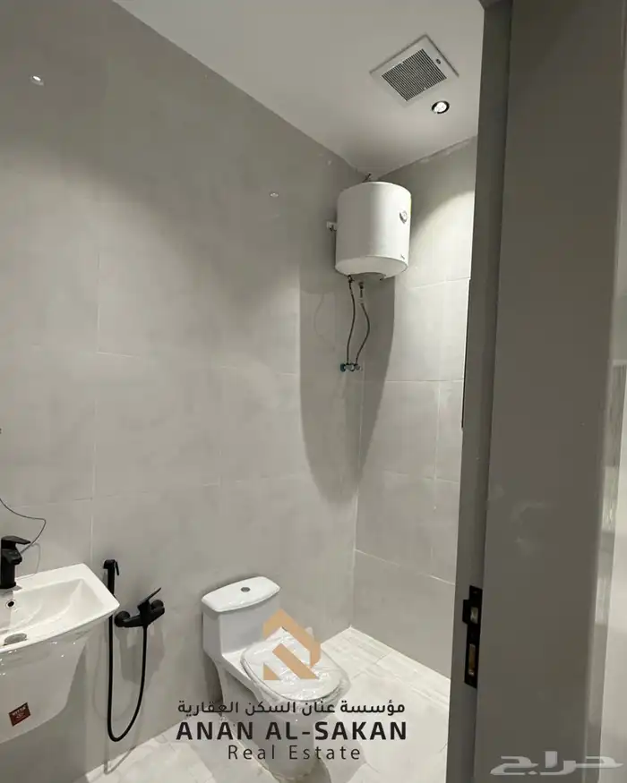 للبيع دور أول في حي البيان شرق الرياض 9