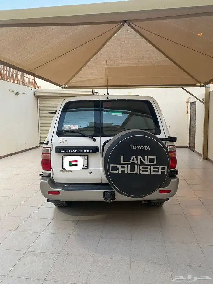 لاندكروزر مجهز 6