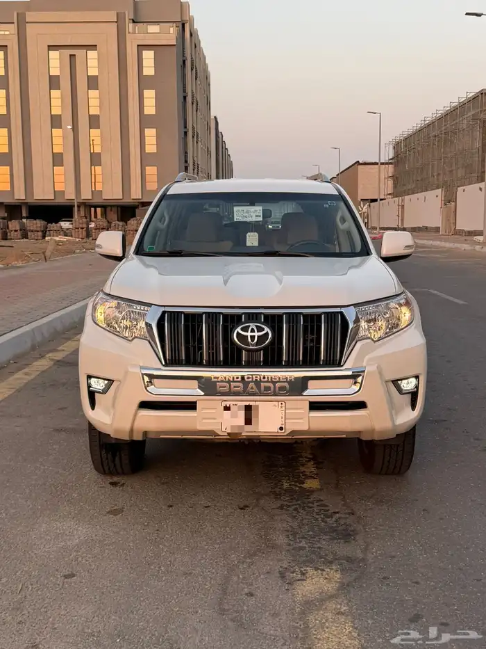 للبيع تويوتا برادو 2023 فل كامل V6 0