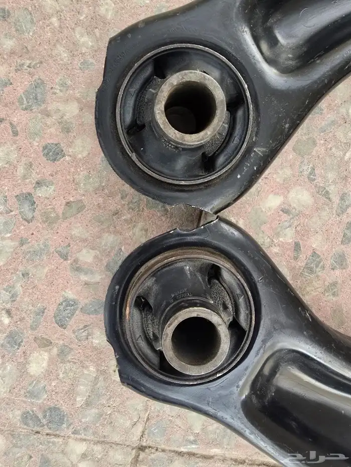 مساعدات وكراسي مساعدات ومكينة ومقصات(اكسنت سوناتا تورس) 4