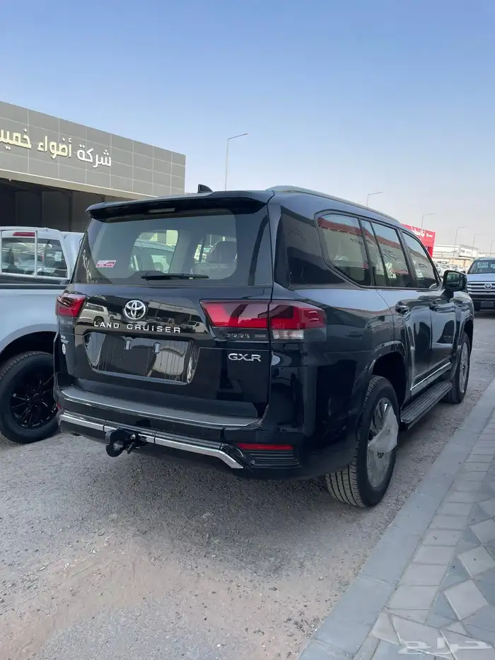 جي اكس ار 2025 L4 بنزين سعودي متوفر لون ابيض _ اسود 12