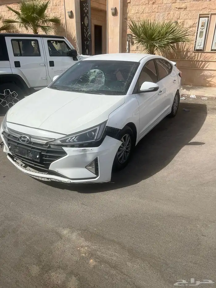 للبيع الانترا افانتي 2019 ديزل 2