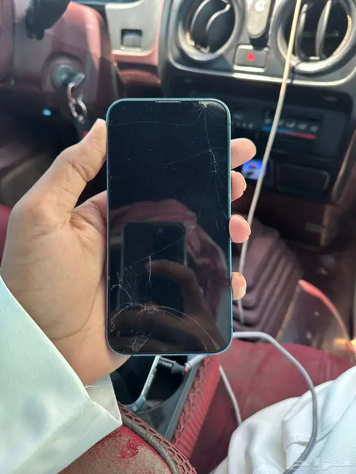 ايفون 13 مافك قيقا 128 2