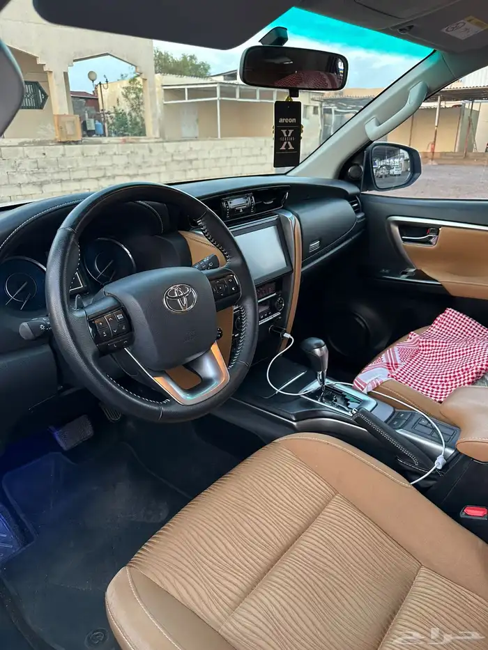 فورشنر vx1 بنزين V6 7