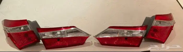 للبيع أنوار خلفية كورولا من موديل 2014 الى 2016 أصلي وكالة 2