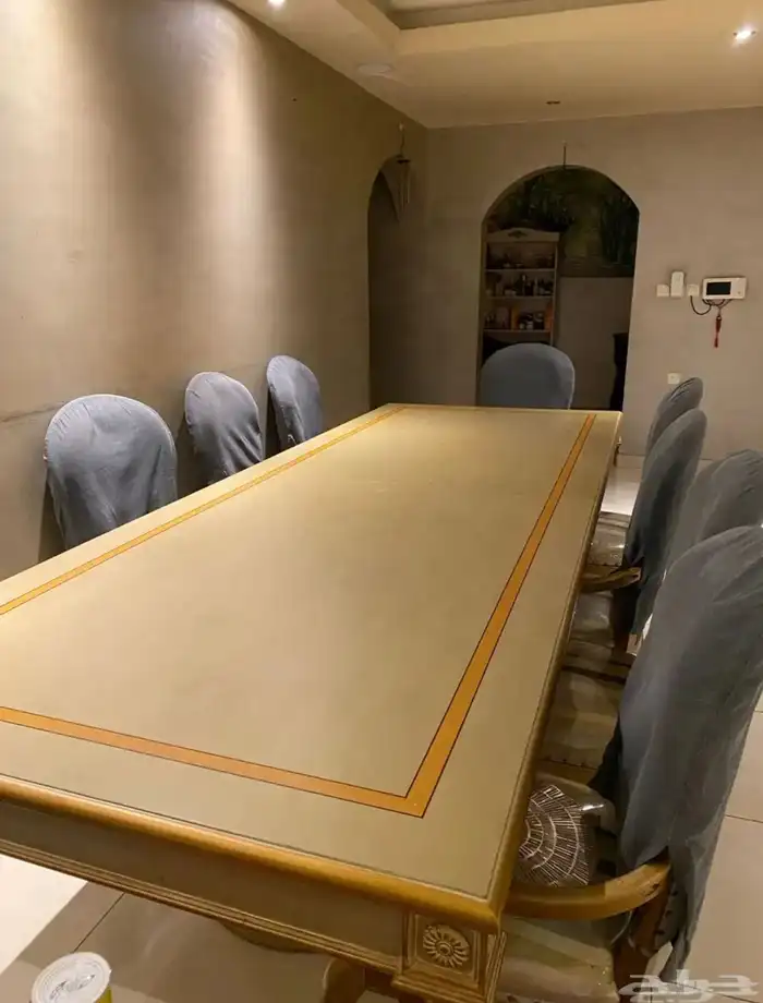 طاولة طعام 0