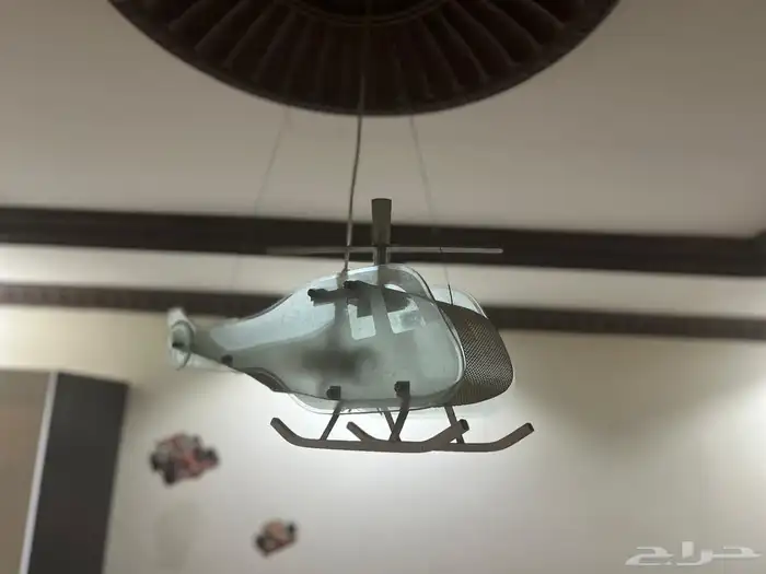 للبيع افياش ومفاتيح كهربائيه وثريات 4