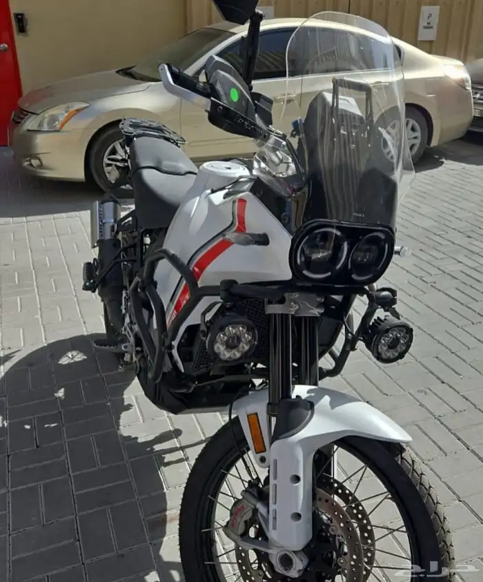 دوكاتي ديسيرت x DUCATI DESERT X 3