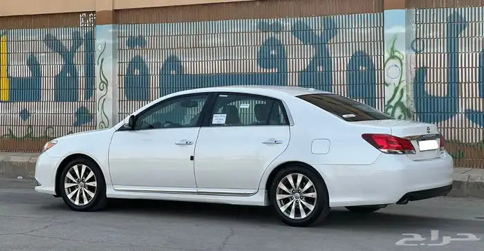 تويوتا افالون 2011 19