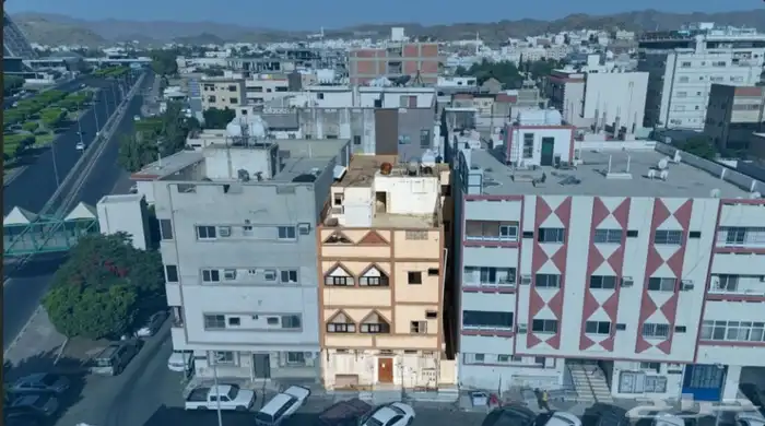عمارة للإيجار بالكامل بحي السلامة شارع وادي وج 0