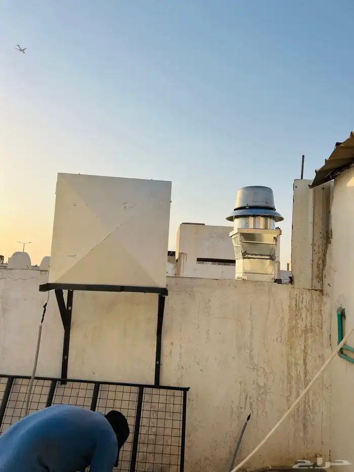 .. ثم فلتر شفطا  نقص المطبخ  مطبق وغطاء المطبخ..828 10