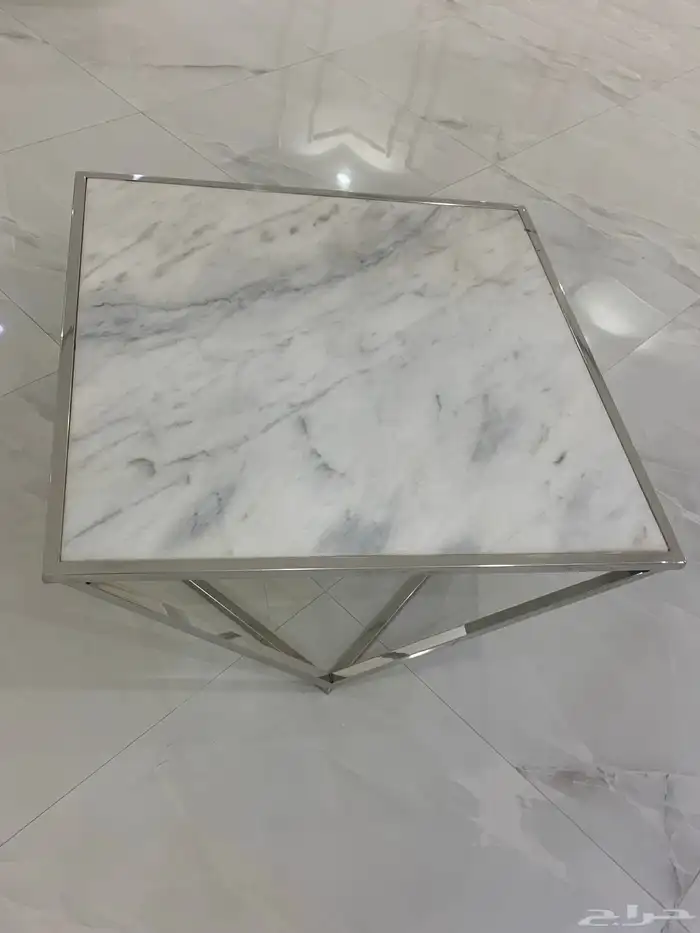 دولاب مجلس مع أربع طاولات 2كبيره و اثنين صغيره 1