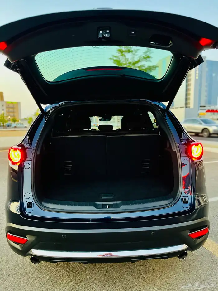 CX9 Signature Edition - Mint Condition 39