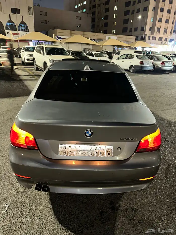 BMW 520i (M5) 13