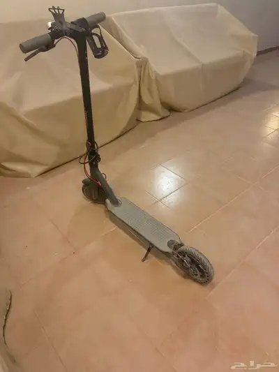 سكوتر كهربائي ما يعاني من شي index