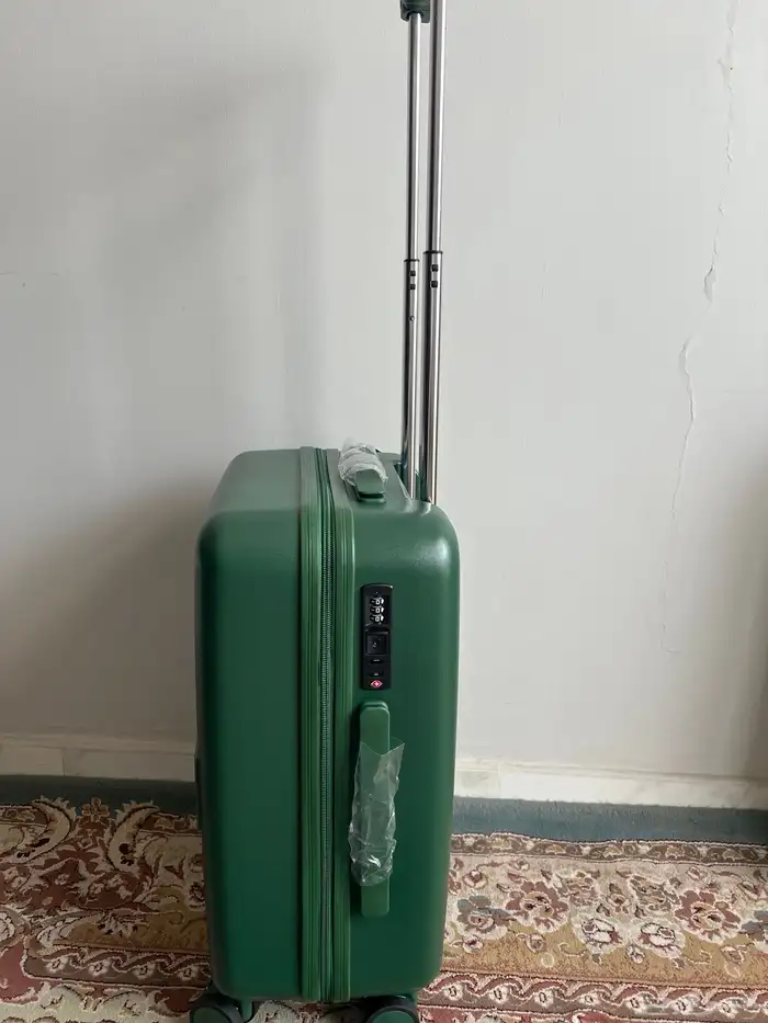 حقيبة سفر الخطوط السعودية 2
