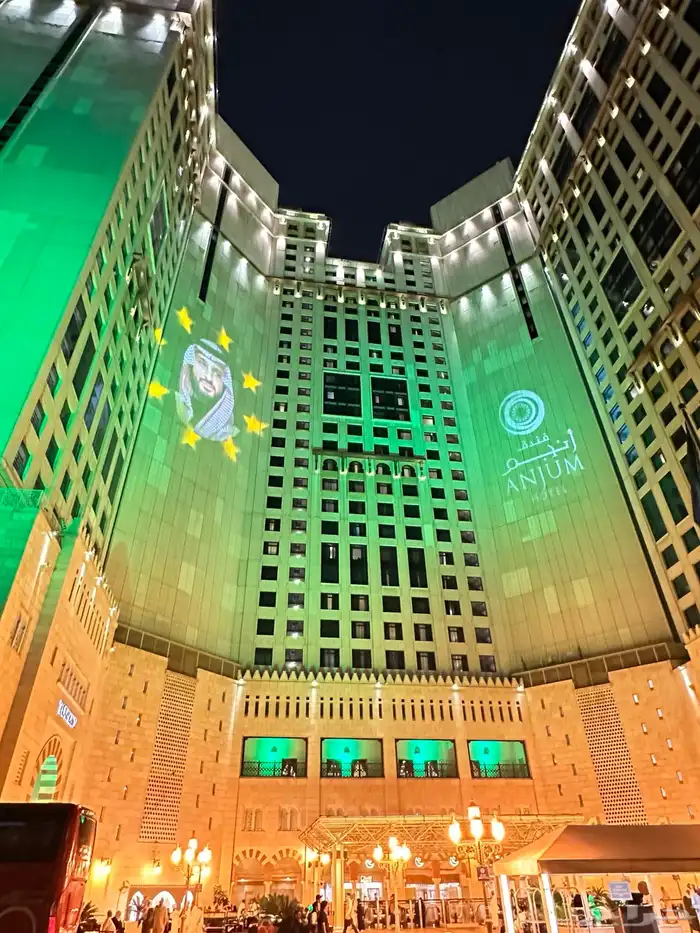 اليوم الوطني اضاءات ليازر كشافات لون اخضر مسارح صوتيات 13