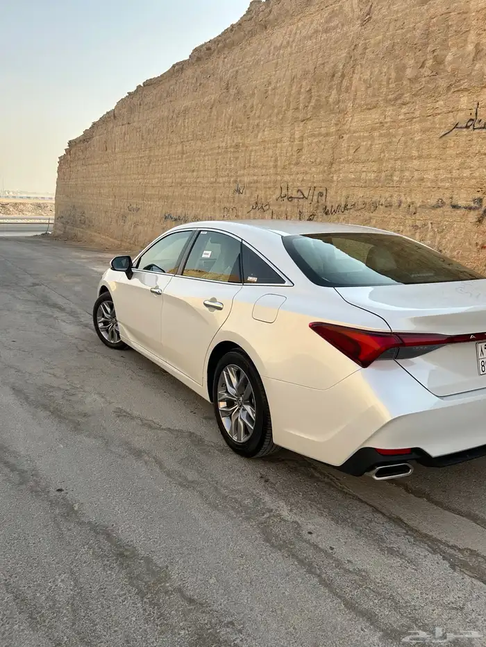 افالون م 2022 XLE شبه اصفار ممشى قليل 9000الآف 0