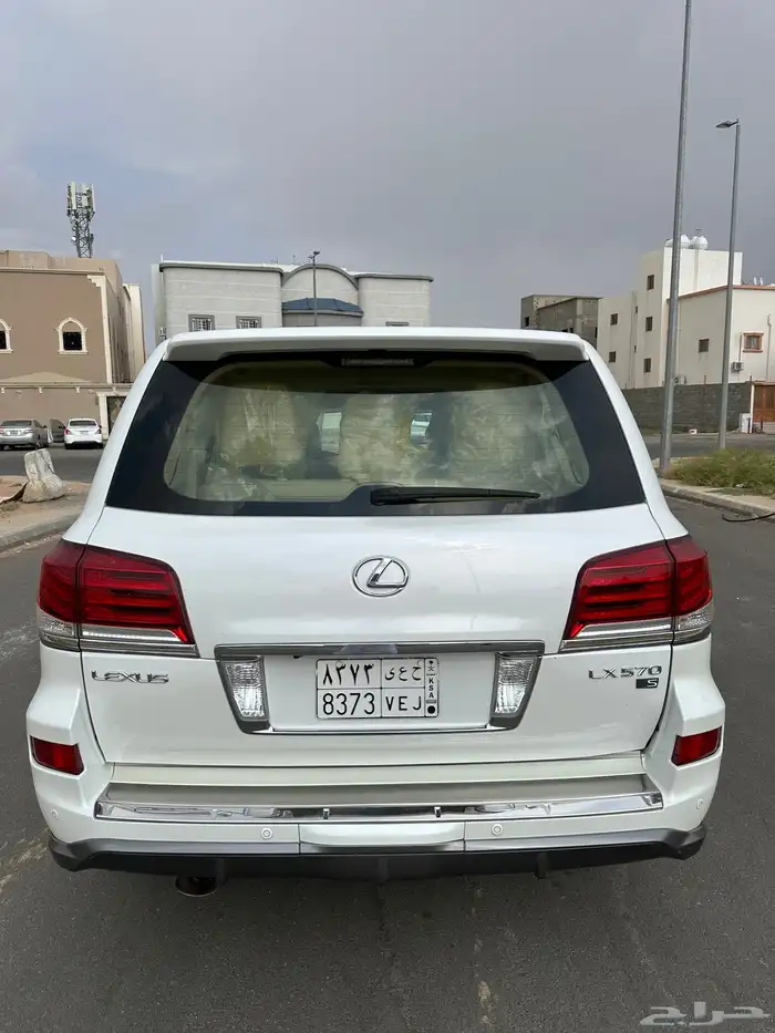 للبيع جيب لكزس 2015 سعودي فل كامل 5