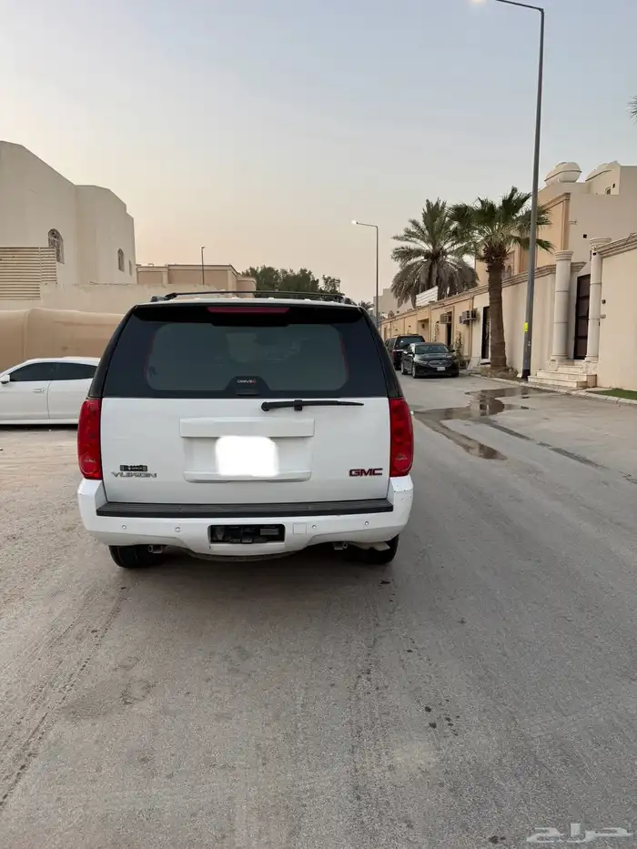 جي ام سي يوكون ابيض 2008 للبيع 1