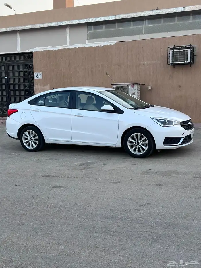 شيري اريزو 5 2023 3