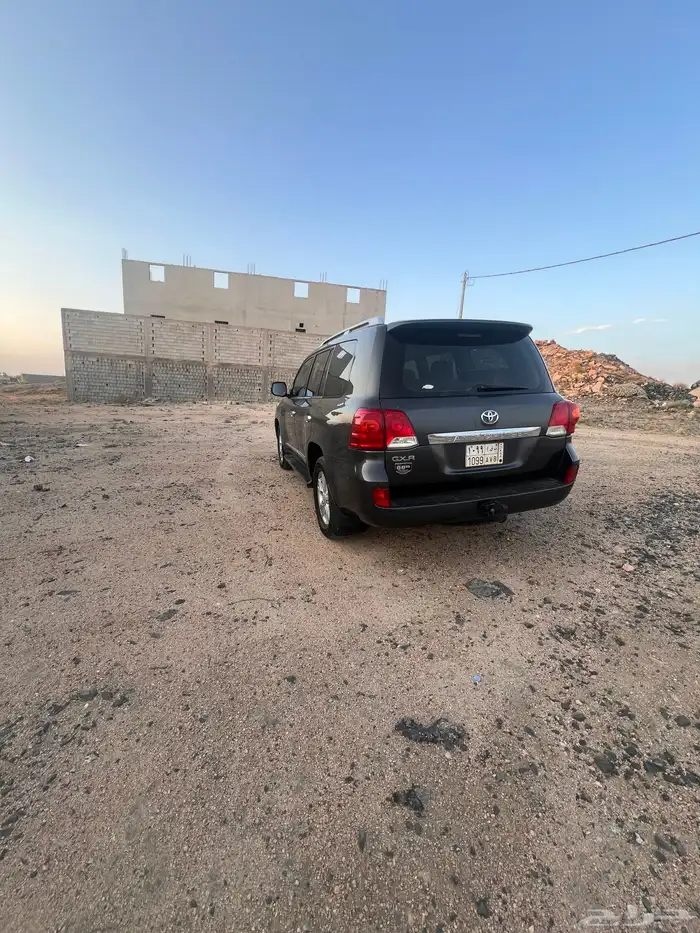 لاندكروزر موديل 5