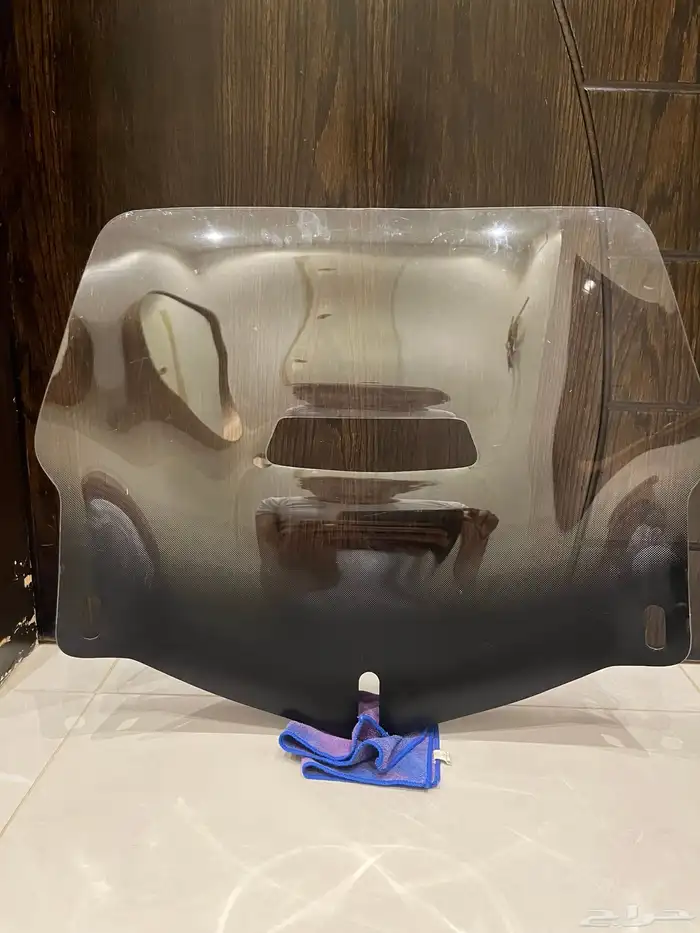 قزازه اماميه لل قولدوينق ( wind shield ) 1