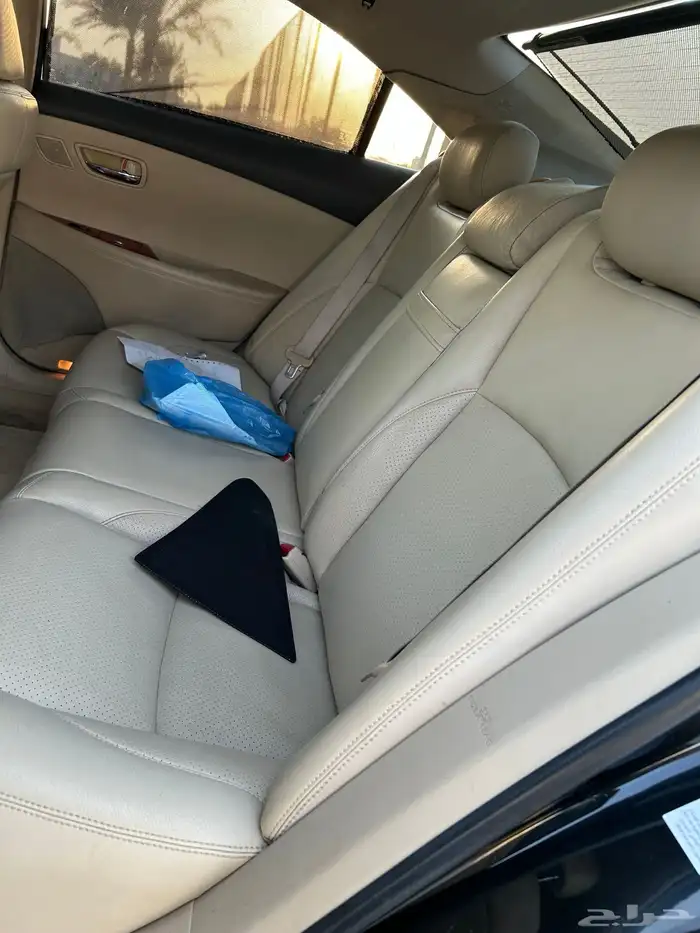 لكزس ES350. 2008 اسود 25