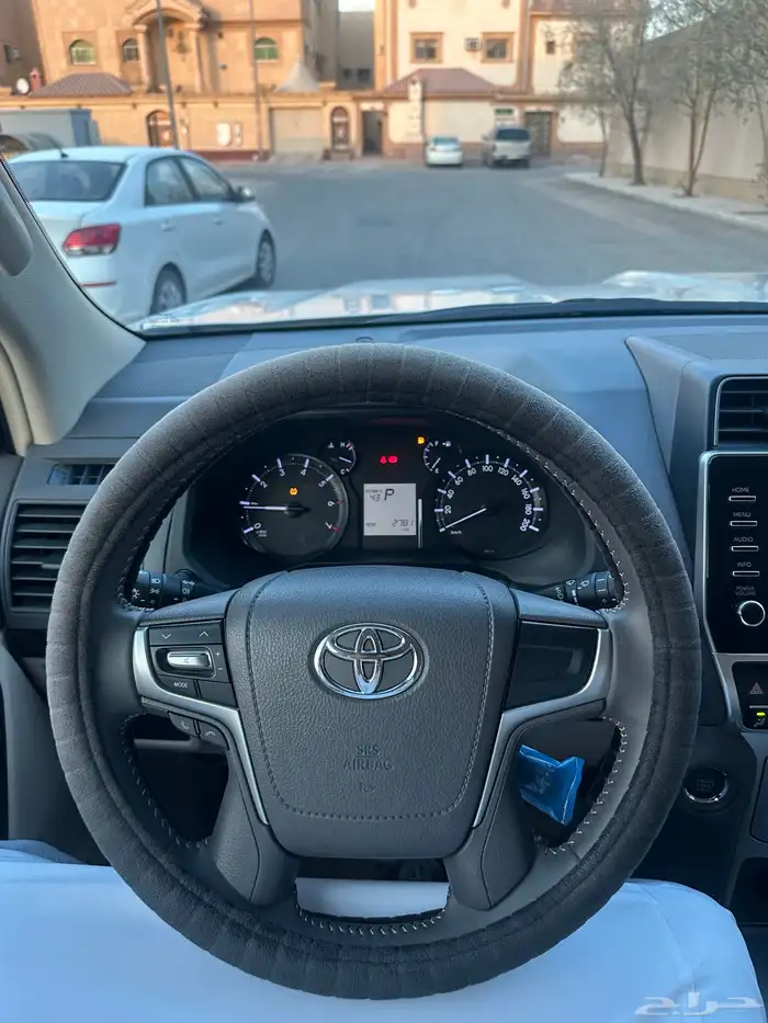 تويوتا برادو 2023 فل كامل سبير علاق تانكي كبير مخززن سعودي 24