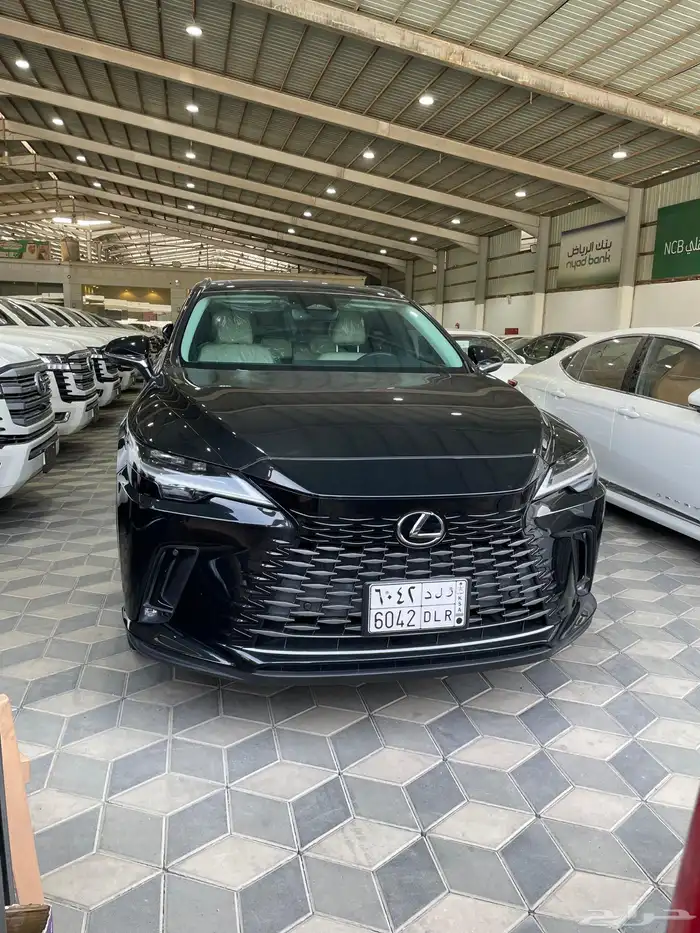 لكزس 2024 RX 350 العداد 38 ألف كيلو فقط 1
