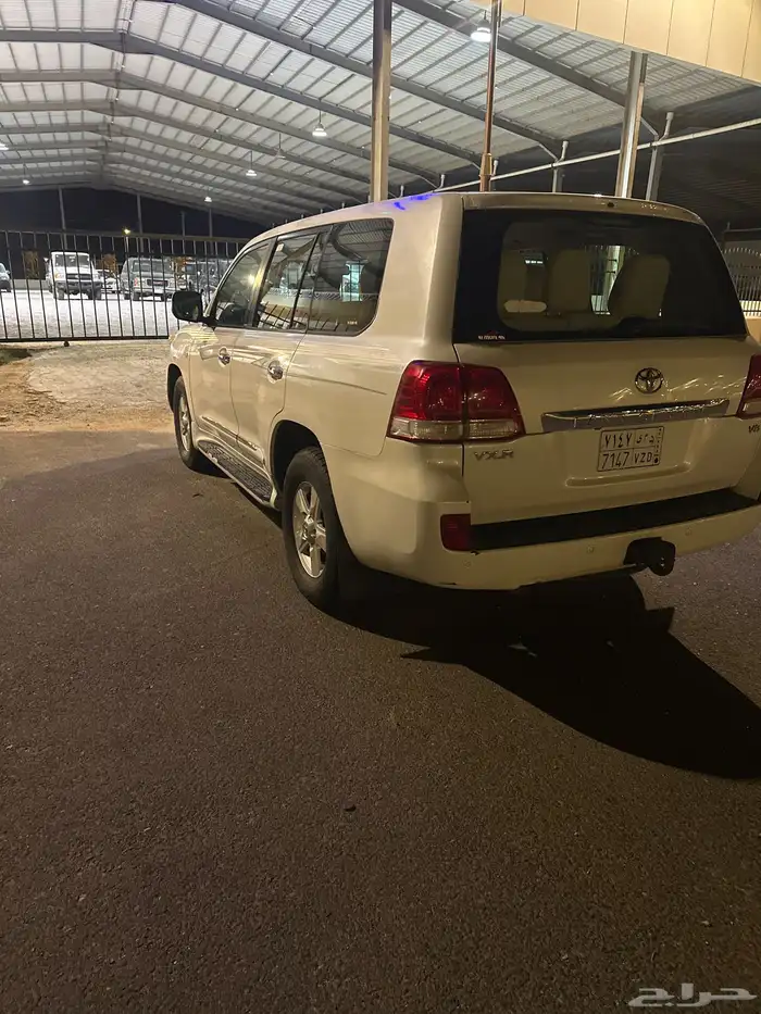 صالون 2010 VXR نظيف شرط مكينه ومتحركات فيه رش بسيط لايذكر 5