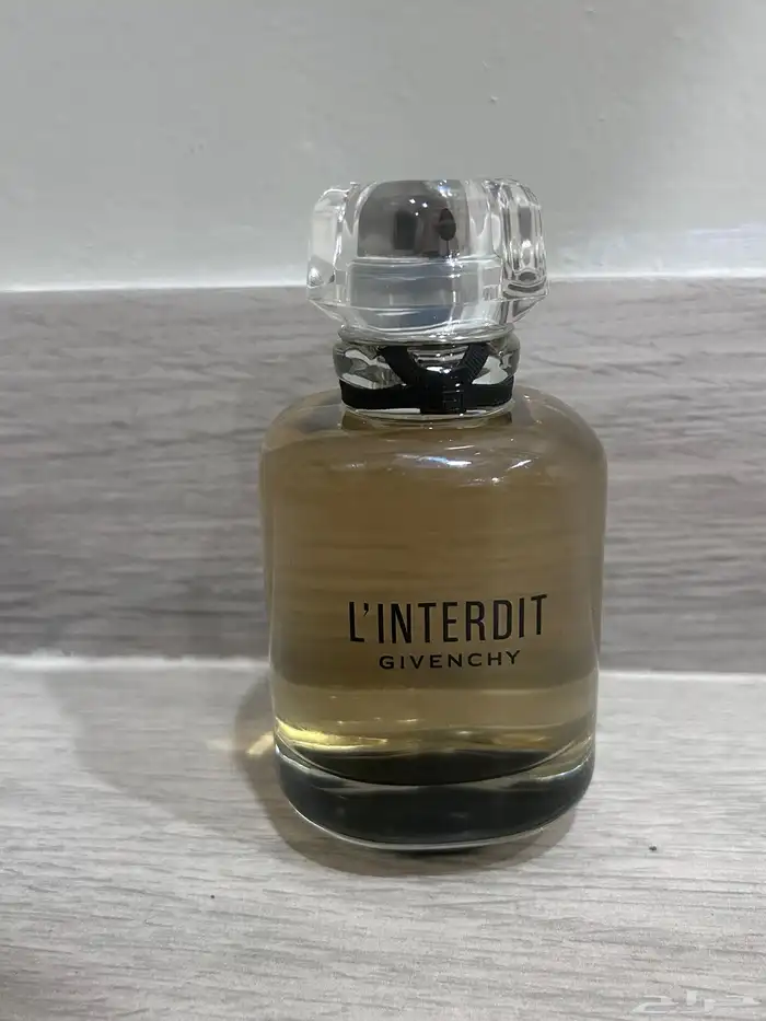 عطر جيفنشي الاصلي 0