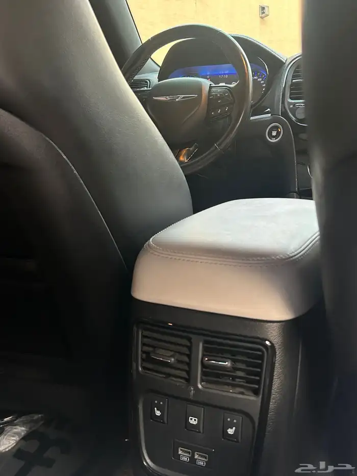 كرايزلر c300 s شبة وكالة 18