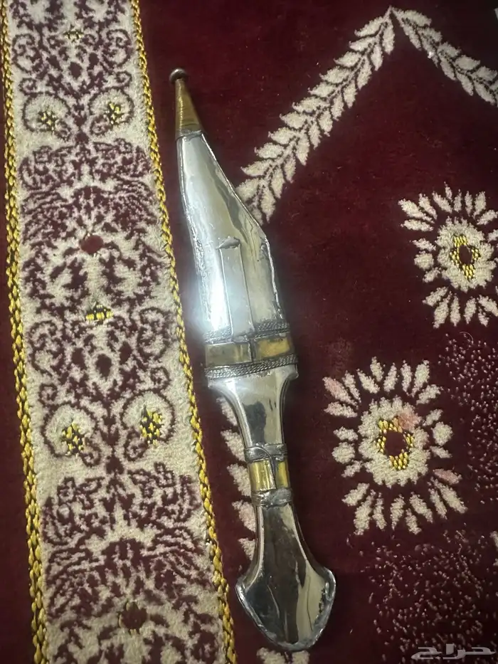 خنجر ورثته من جدي حاد البيع لاعلى سومه لايجي الا الجاد 2