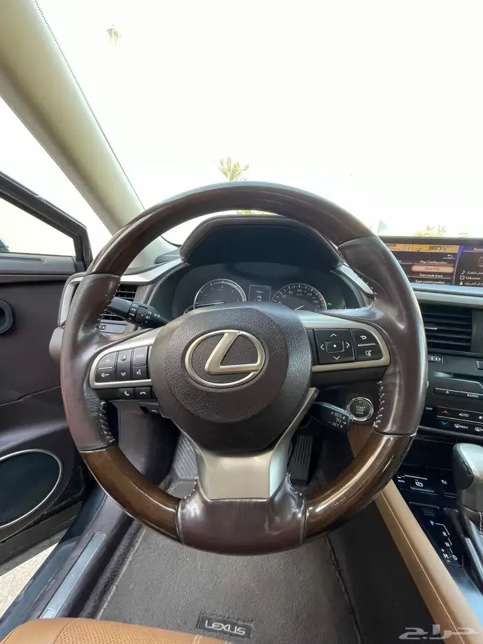 لكسز Rx350L مالك اول 17
