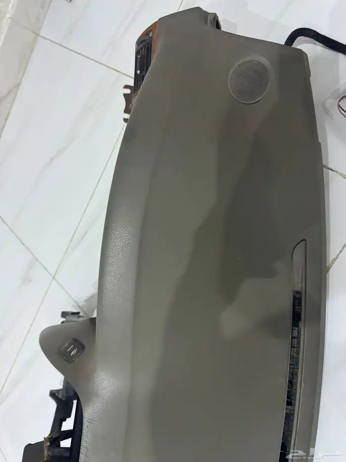 قشرة لكزس 430 LS موديل 2006 0