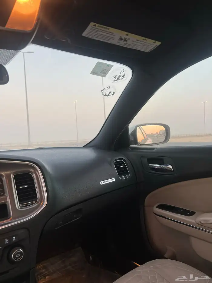 دوج تشارجر ممشى 158 الف موديل 2012 بحالة الوكالة 20