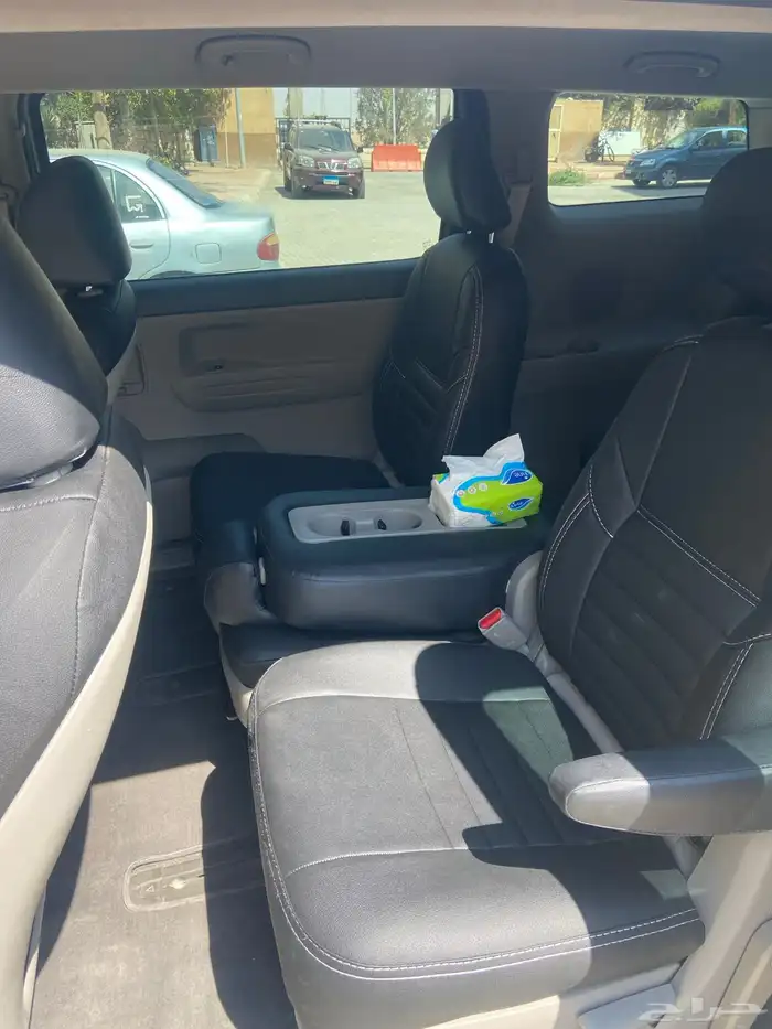 كيا كرنفال 2018 استاندر وكالة بدون جرام بوهيه حالة ممتازه 8