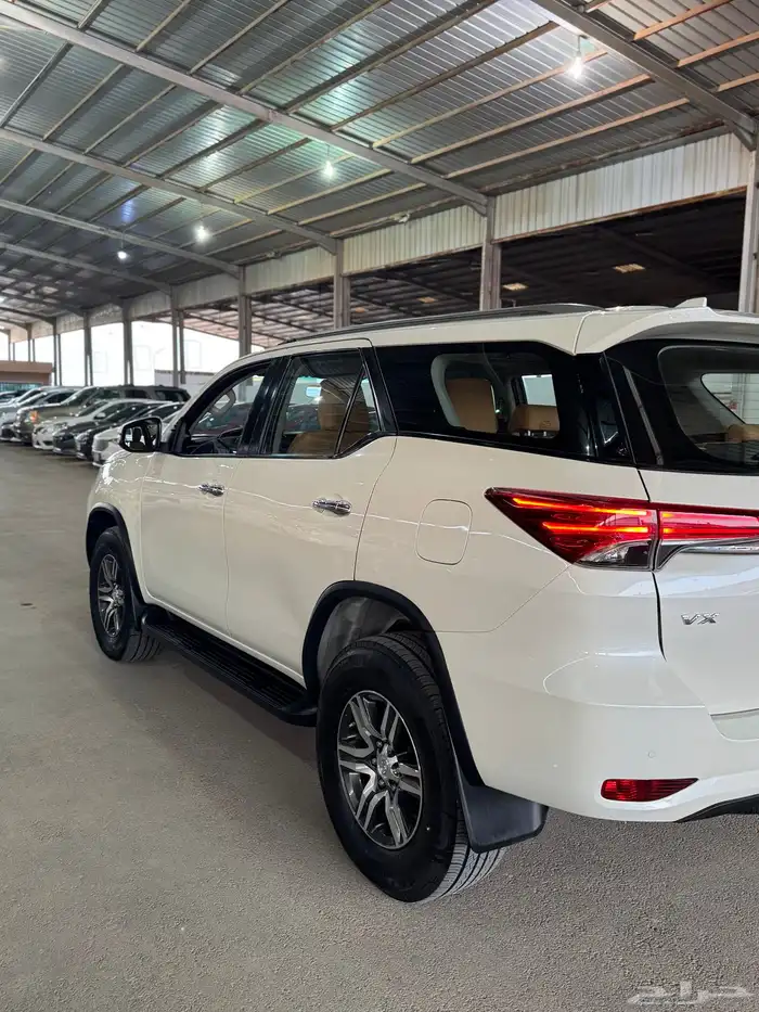 فورشنر 2021 .VX1 5