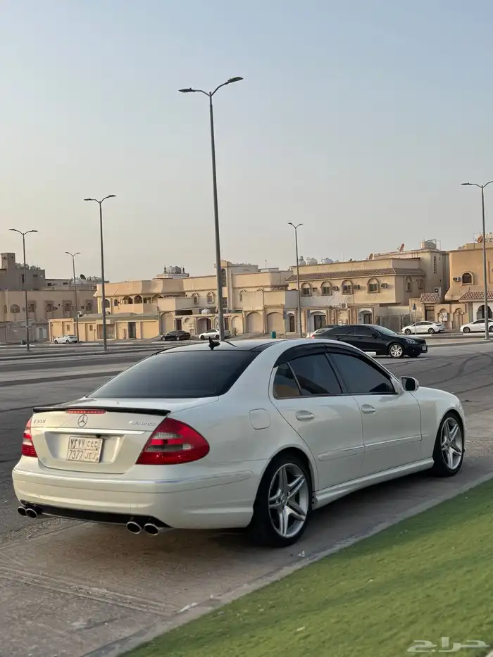 مرسيدس مديل 2008 بانوراما. حجم 550 عليه. كت Amg 6
